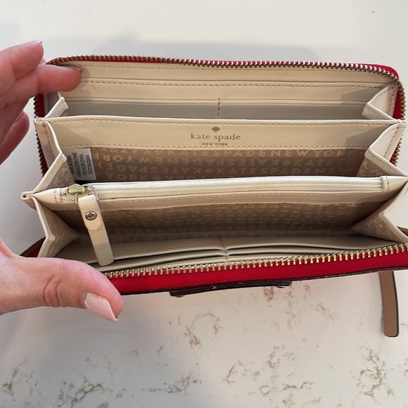 Kate Spade Wallet - Picture 3 of 3